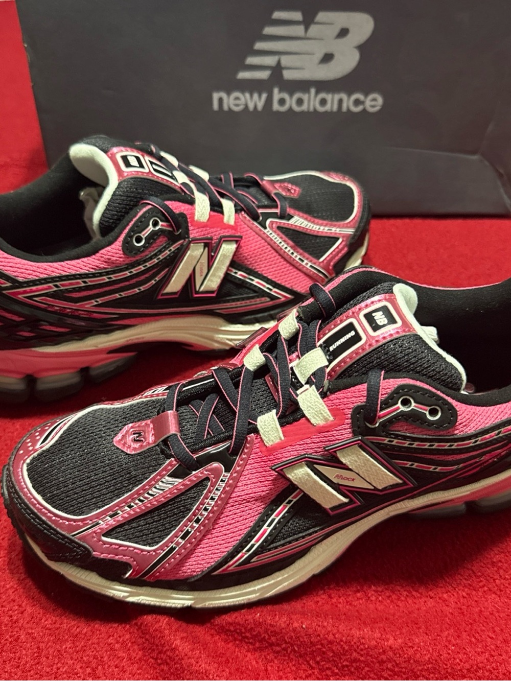 New Balance 1906R Pink Black Unisex Sneakers U1906RMD Men 6.5 Women 8